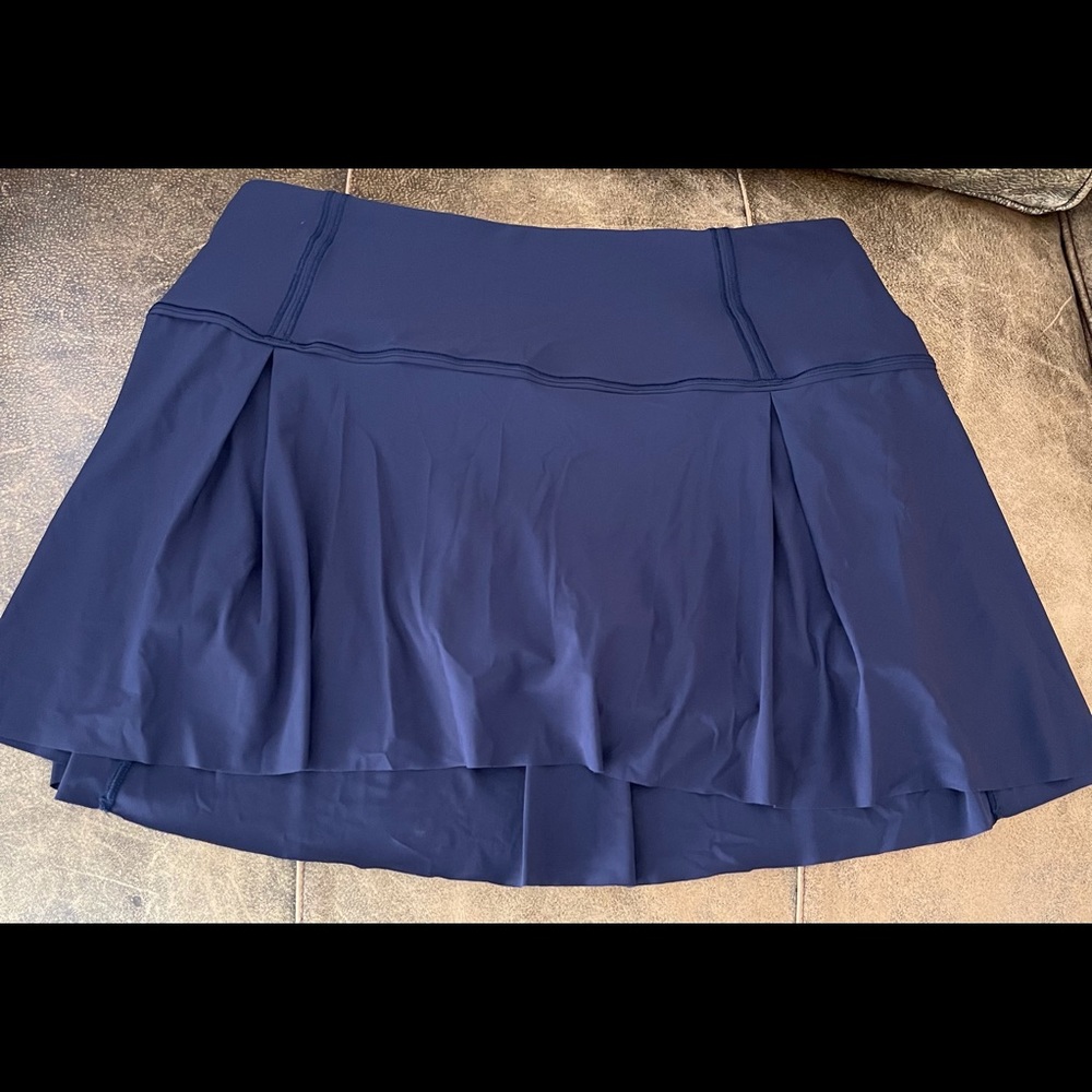 Lululemon ATHLETICA Tennis skort, Size 10 Tall